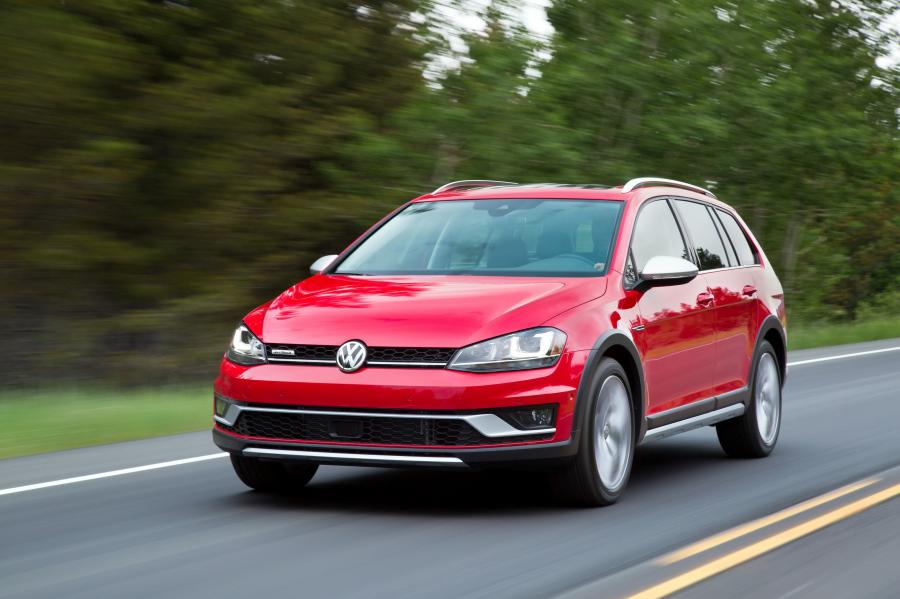  Volkswagen Golf Alltrack (Typ 5G) 2017 года  (NA) (фото 40 из 73)